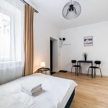 Park Wilsona Urban By Bookinghost * Познань